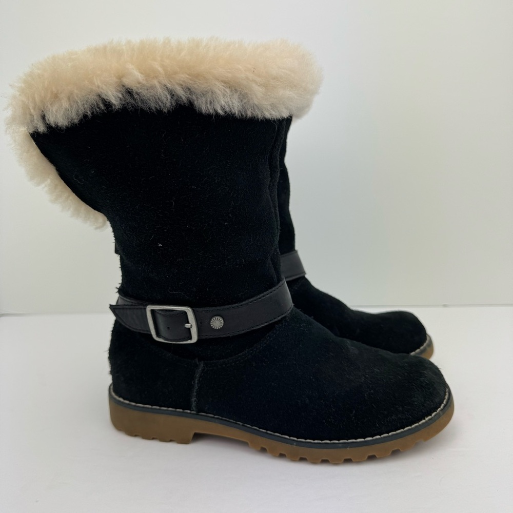 UGG Nessa Boots shearling lined black suede mid calf boots size 2.